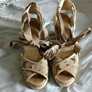 Coach Wedges